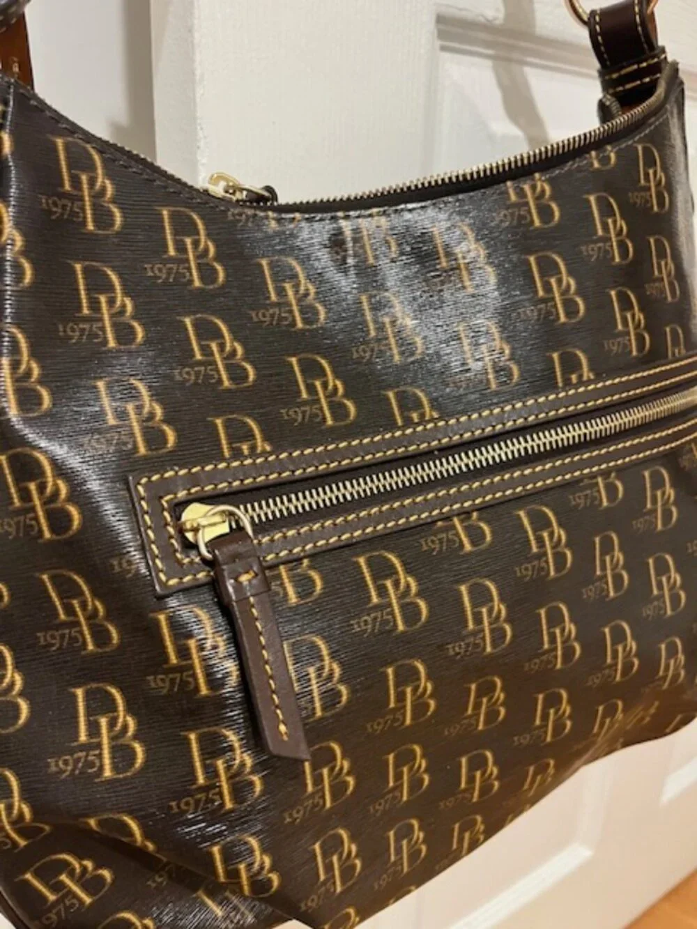 Dooney & Bourke 1975 Collection - Patent Leather Monogram Purse + Wallet Set - Picture 2 of 16